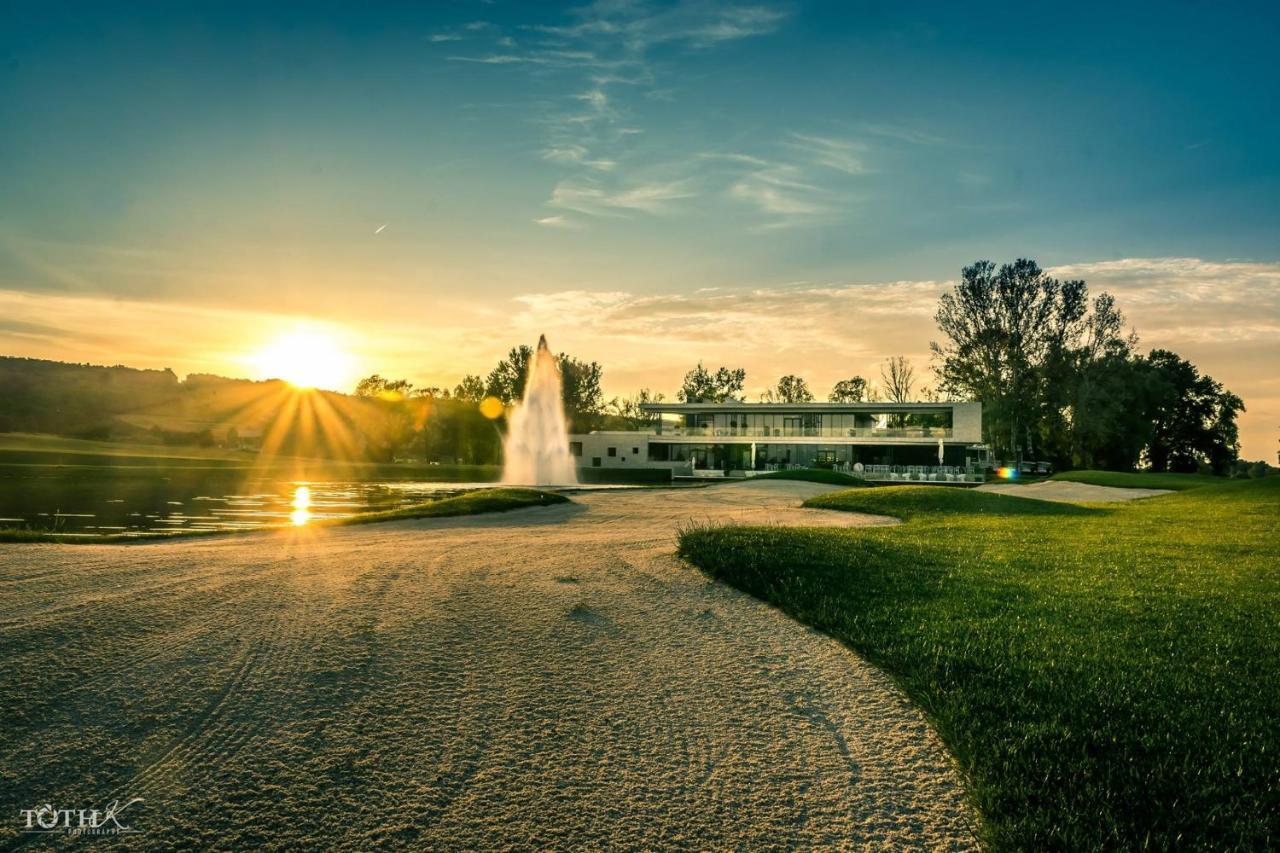 Zala Springs Golf Resort Zalacsány Exteriör bild